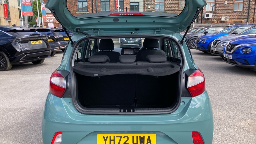 Hyundai I10 Se Connect Green #4