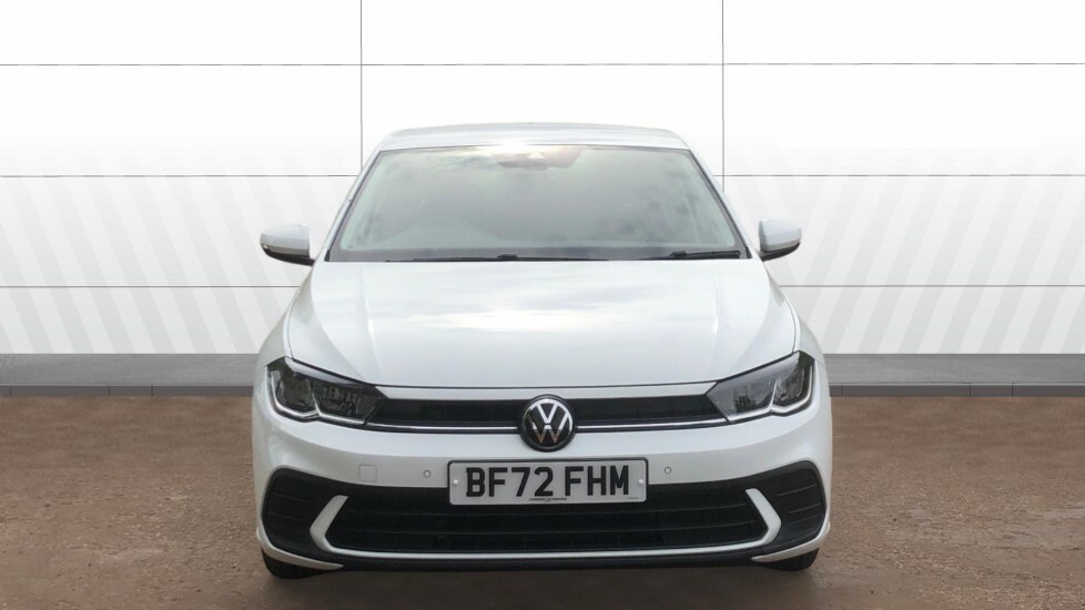 Volkswagen Polo Life White #3