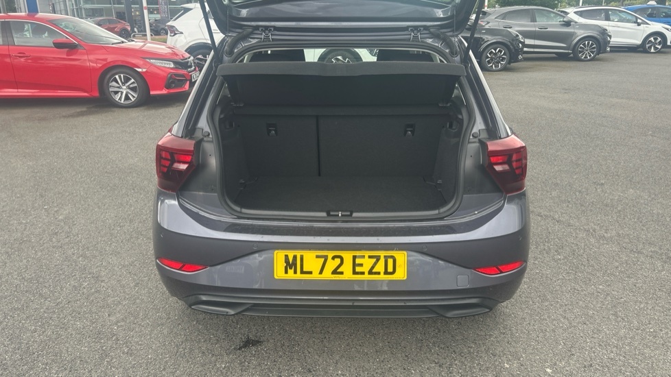 Volkswagen Polo Life Grey #4