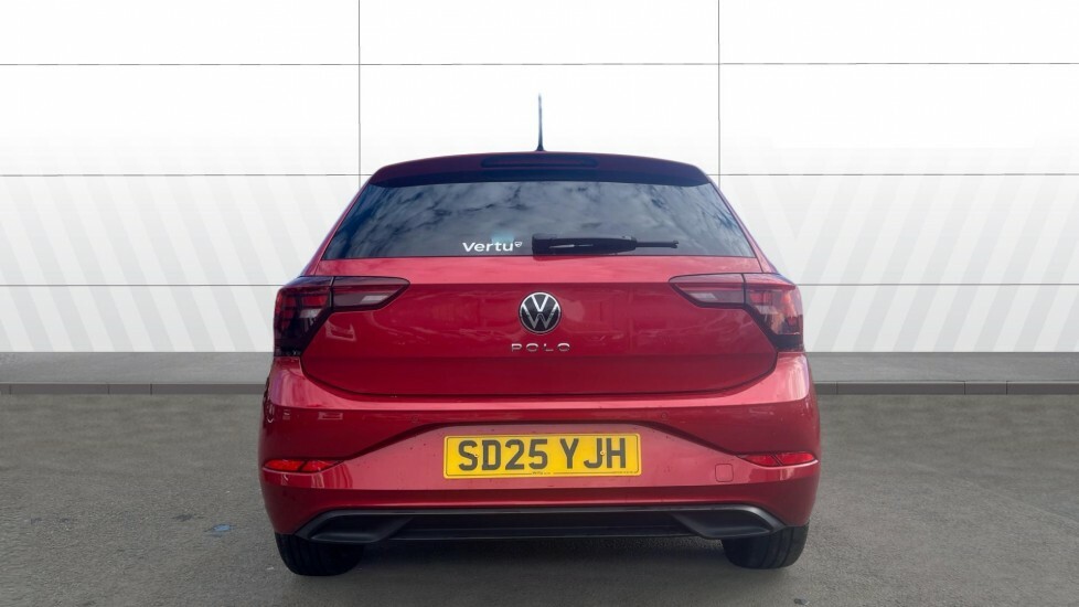 Volkswagen Polo Match Red #6