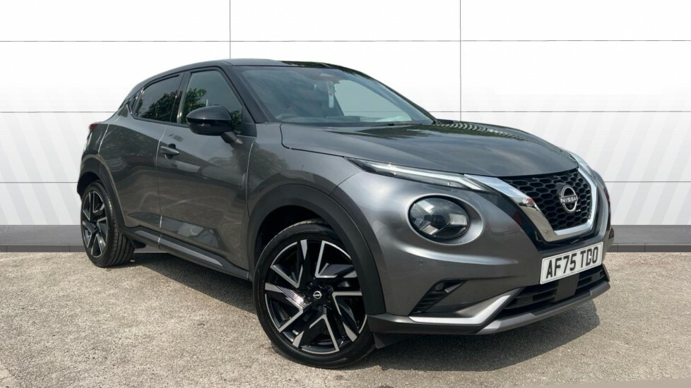 Nissan Juke Tekna Grey
