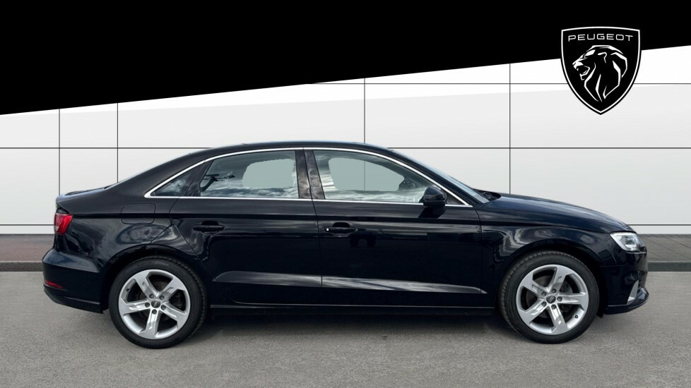 Audi A3 Sport Black #5