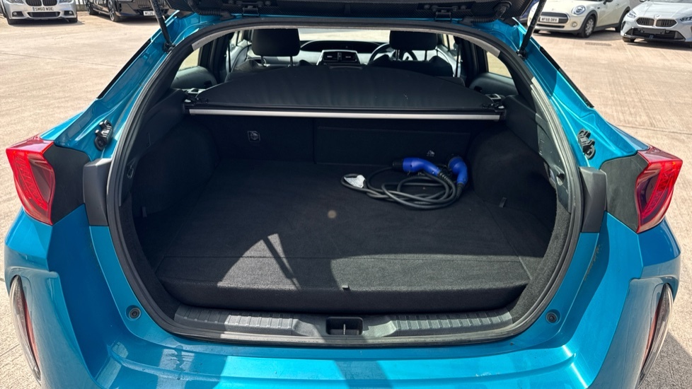 Toyota Prius+ Business Edition Plus Blue #4