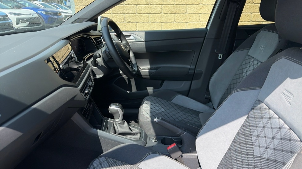 Volkswagen Polo R-line YH22OYX Silver #2