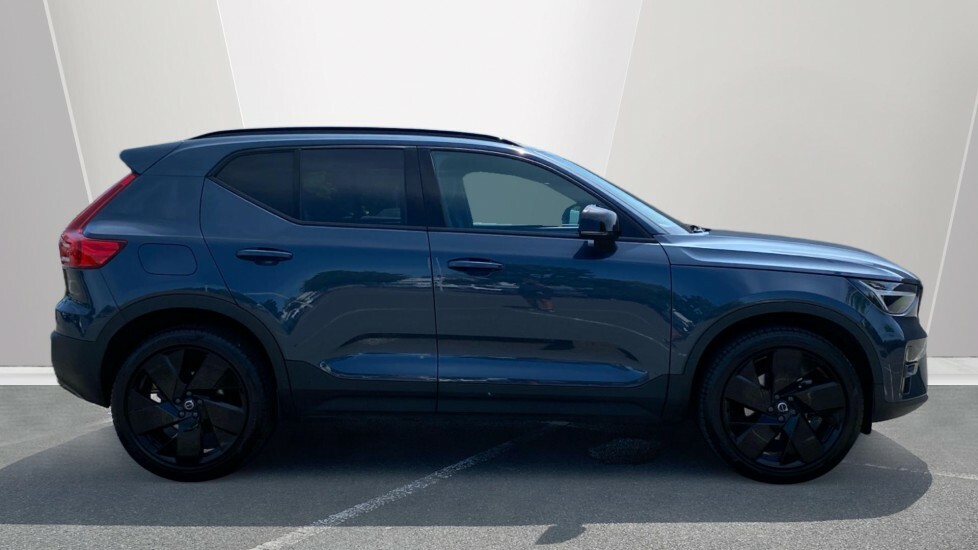 Volvo XC40 Plus Black Edition OY75YJZ Blue #3