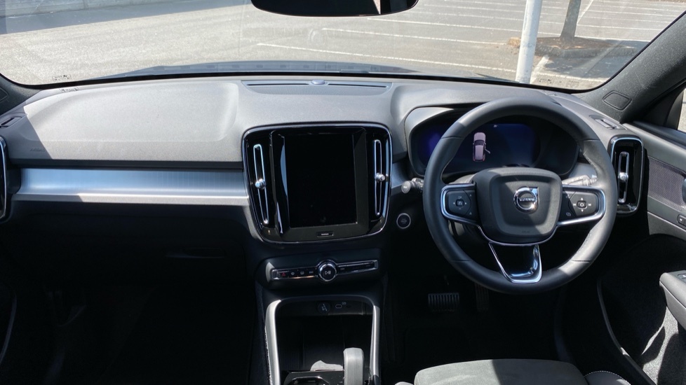 Volvo XC40 Plus Black Edition OY75YJZ Blue #5