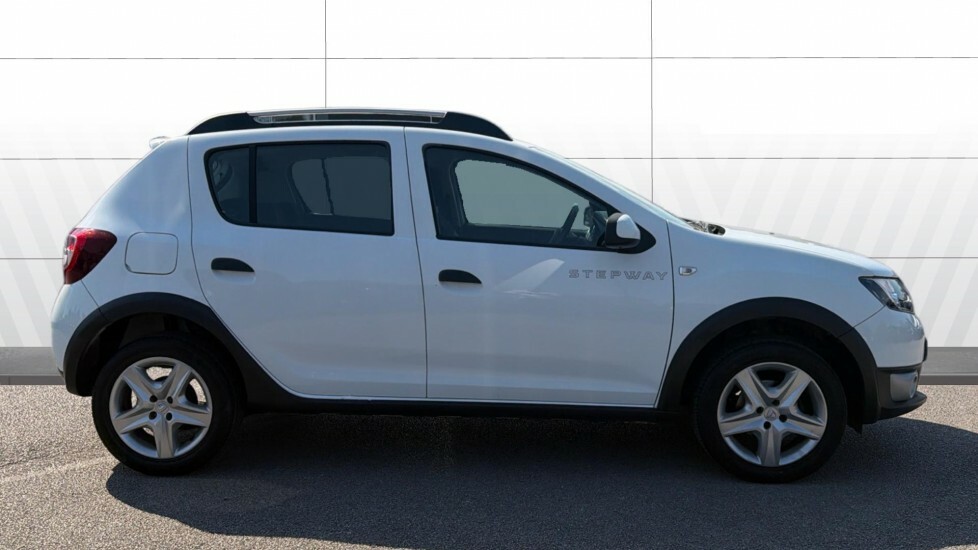 Dacia Sandero Stepway Laureate FE64KVP White #5