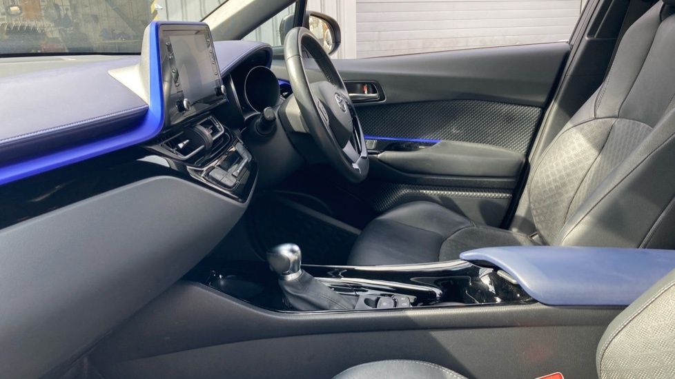 Toyota C-Hr Dynamic Silver #5