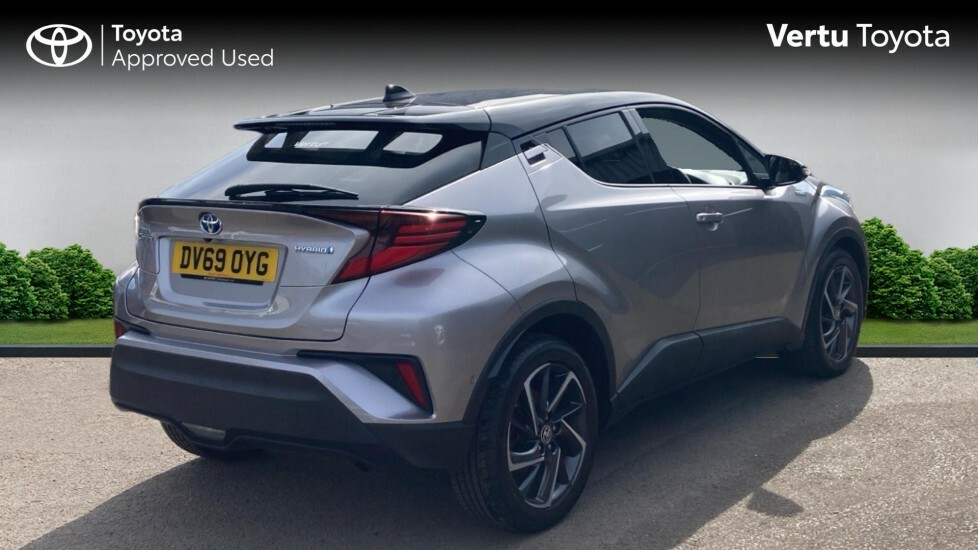 Toyota C-Hr Dynamic Silver #2