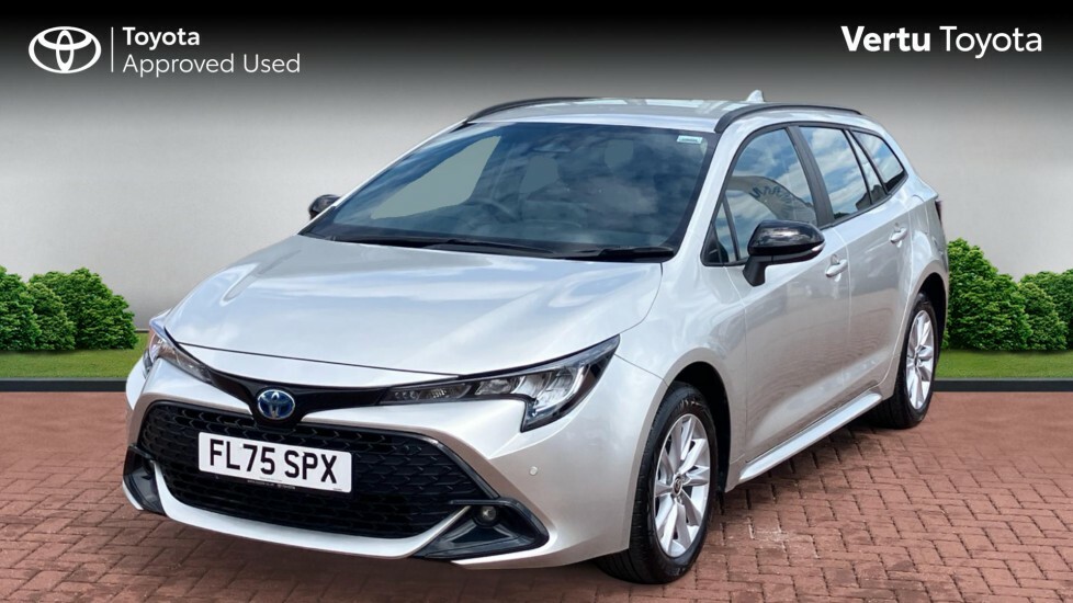Toyota Corolla Icon Silver #3