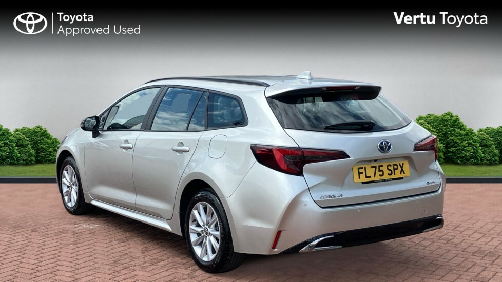 Toyota Corolla Icon Silver #4