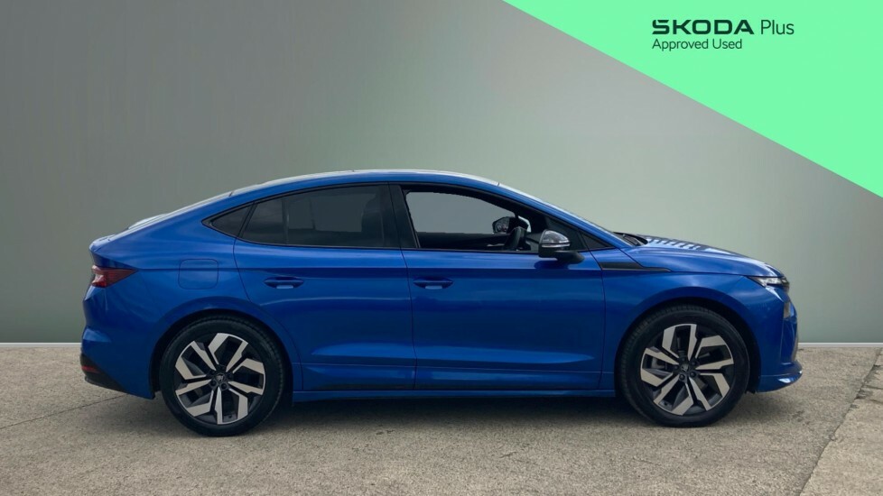 Skoda ENYAQ Sportline Blue #4