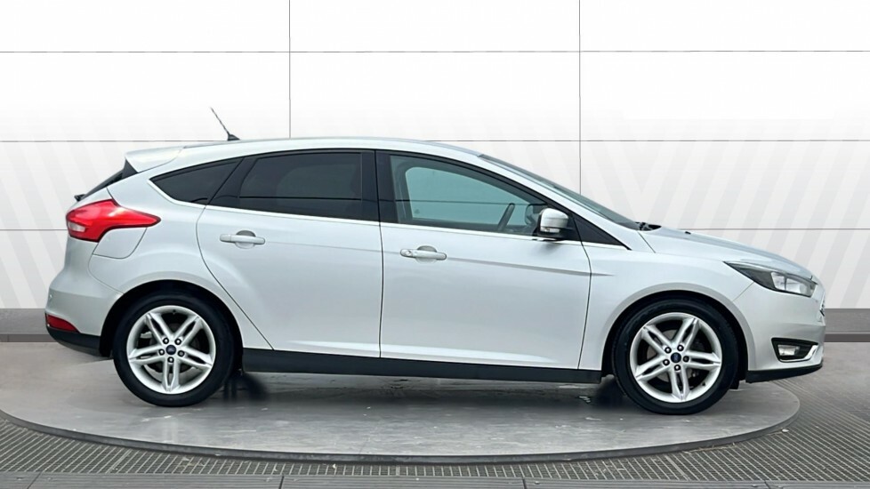 Ford Focus Titanium Silver #5