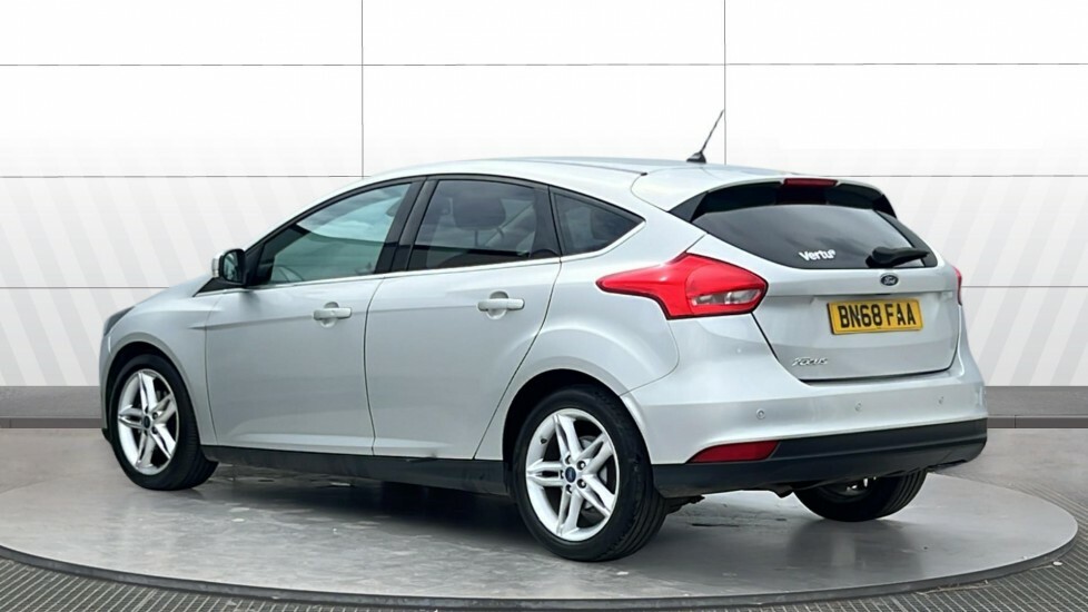 Ford Focus Titanium Silver #2