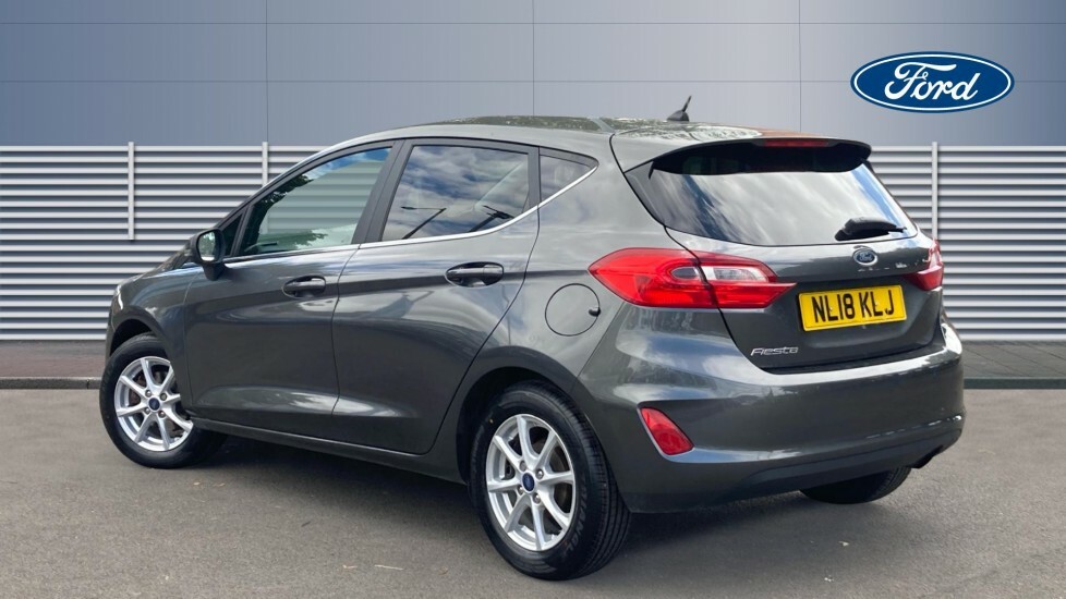 Ford Fiesta 1.0T Ecoboost Titanium Hatchback Red #2