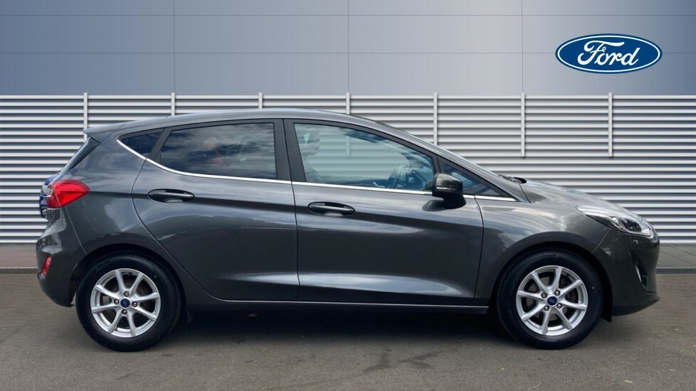 Ford Fiesta 1.0T Ecoboost Titanium Hatchback Red #5