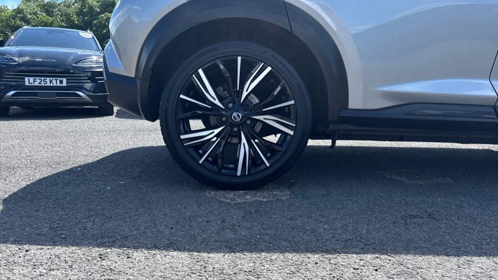 Nissan Juke 1.0 Dig-t 114 N-connecta Red #7