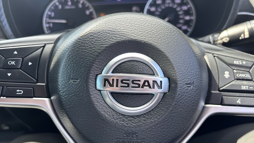 Nissan Juke 1.0 Dig-t 114 N-connecta Red #22