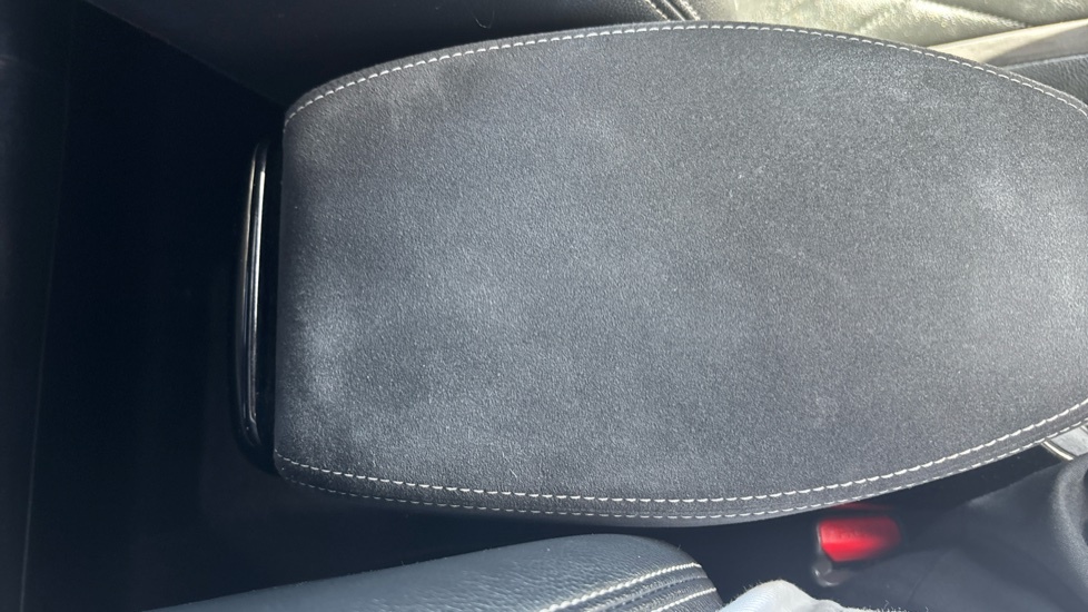 Nissan Juke 1.0 Dig-t 114 N-connecta Red #30