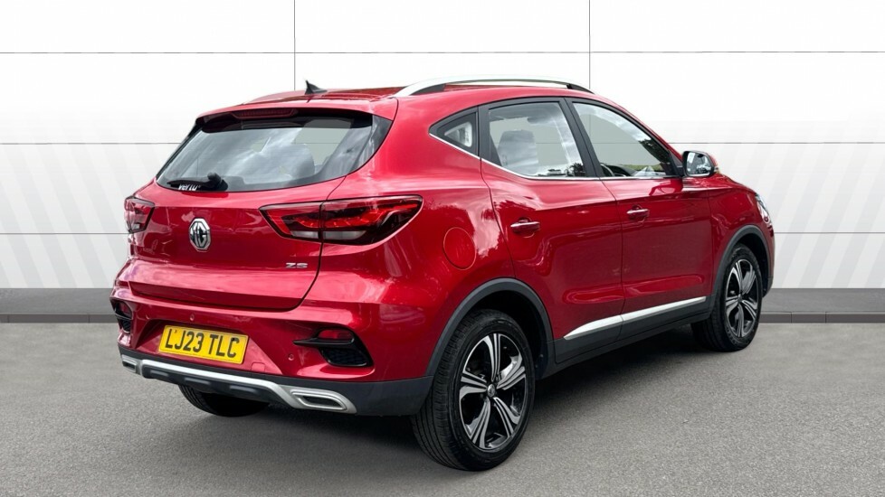 MG ZS Excite Red #2