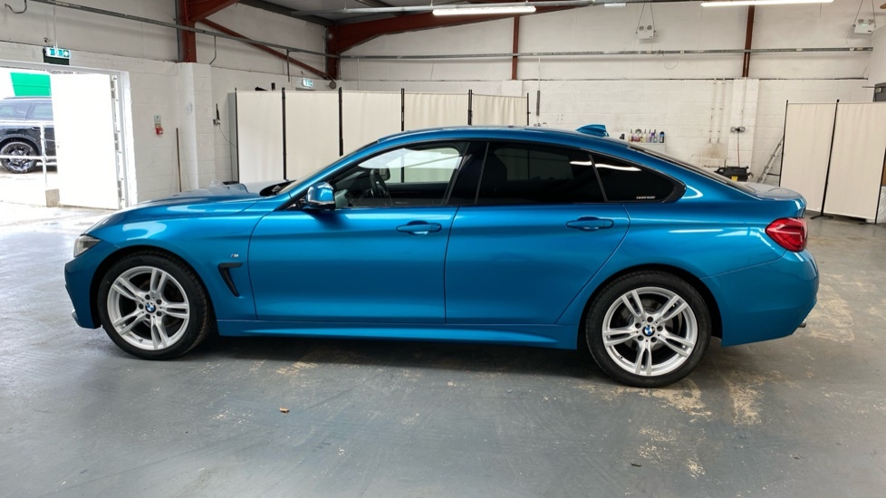 BMW 4 Series 440I M Sport Convertible Blue #25
