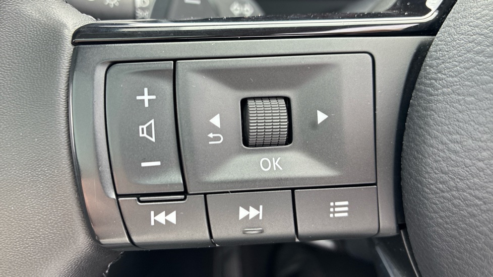 Nissan Qashqai Acenta Premium Silver #21