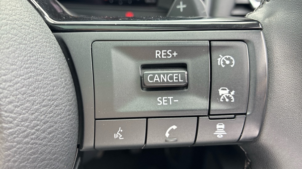 Nissan Qashqai Acenta Premium Silver #22