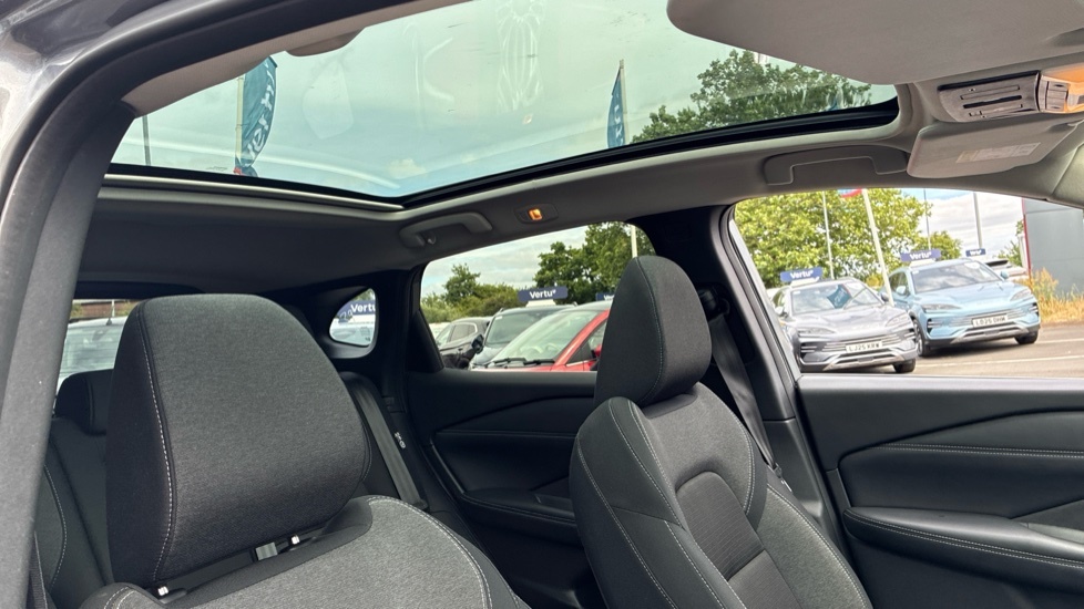 Nissan Qashqai Acenta Premium Silver #31