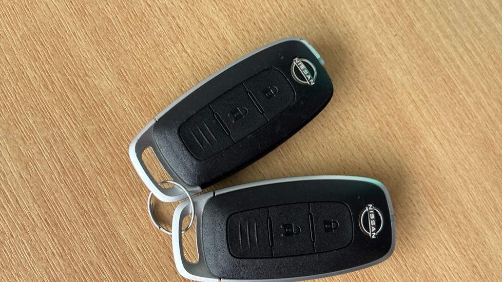 Nissan Qashqai Acenta Premium Silver #20