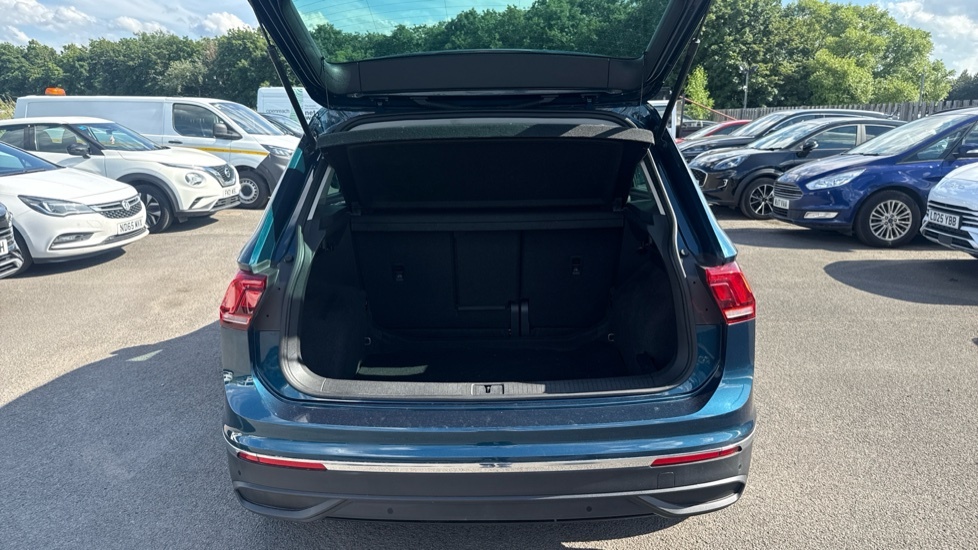 Volkswagen Tiguan Life Blue #4