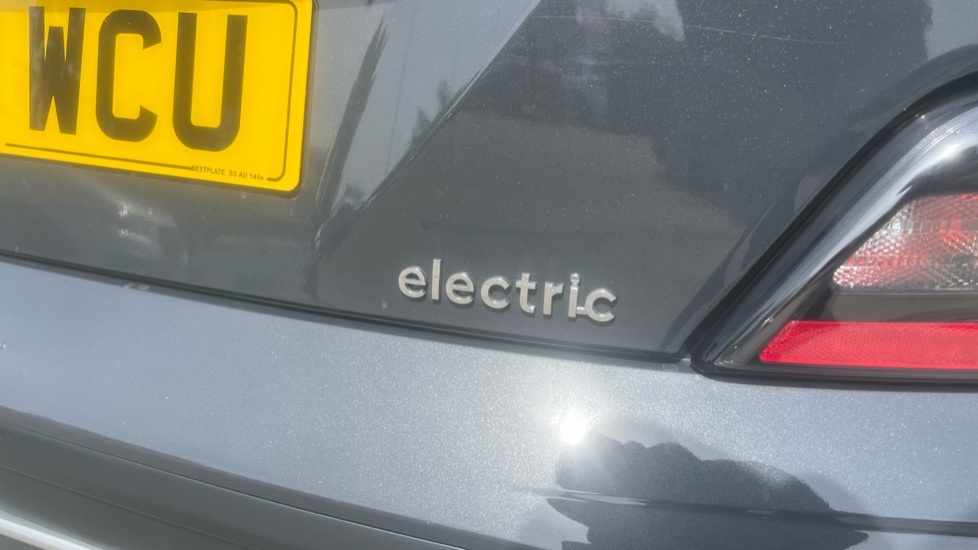 Hyundai Kona Gdi Se Connect Black #22
