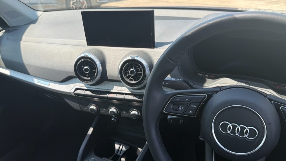Audi Q2 35 Tfsi Sport S Tronic White #14