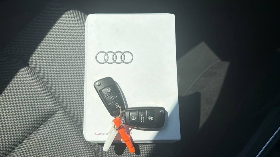 Audi Q2 35 Tfsi Sport S Tronic White #19