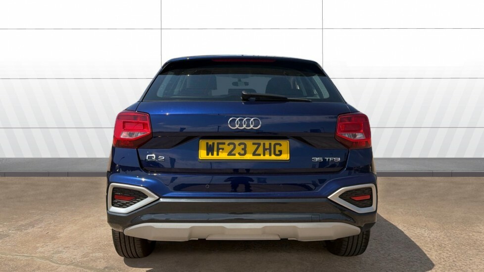 Audi Q2 Sport Blue #6
