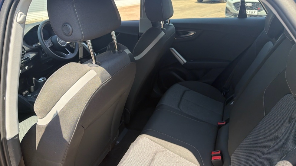 Audi Q2 35 Tfsi Sport S Tronic White #16