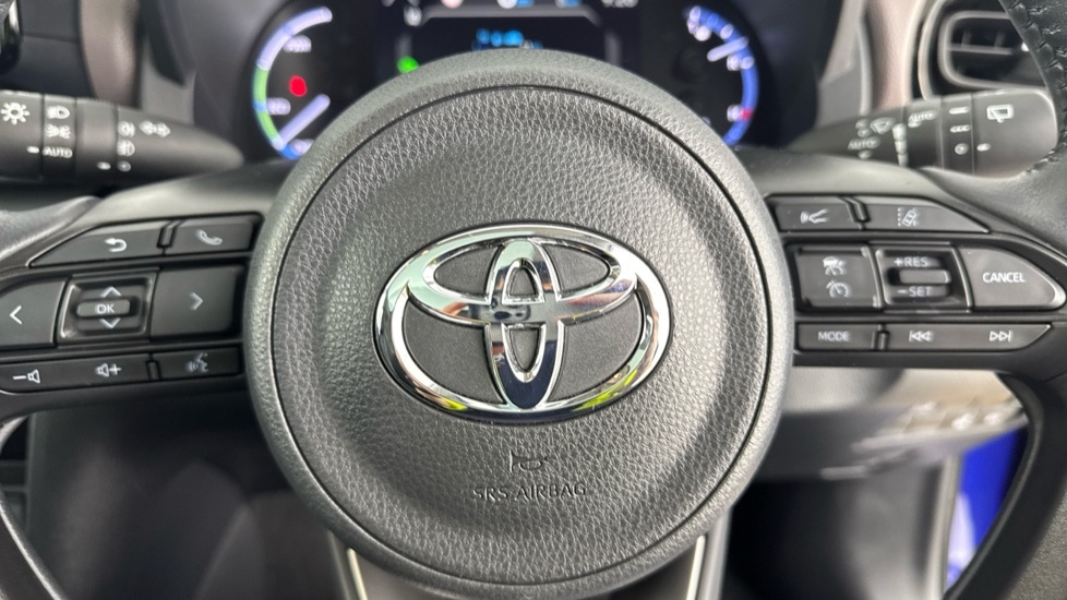 Toyota Yaris Cross Dynamic Silver #10