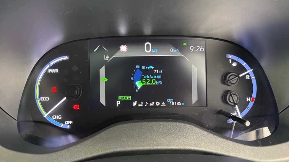Toyota Yaris Cross Dynamic Silver #11