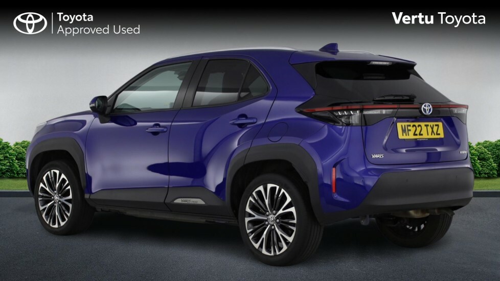 Toyota Yaris Cross Excel Blue #4