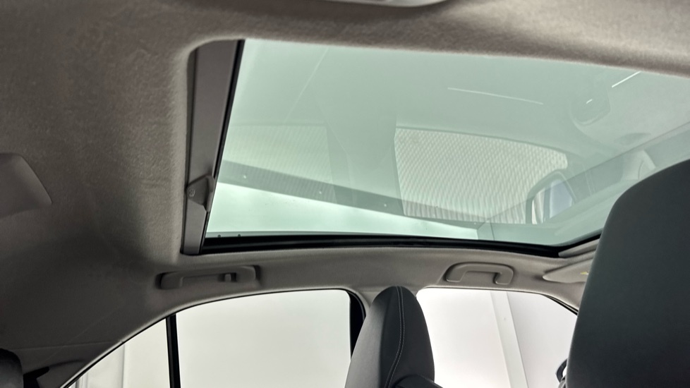 Toyota Yaris Cross Dynamic Silver #19