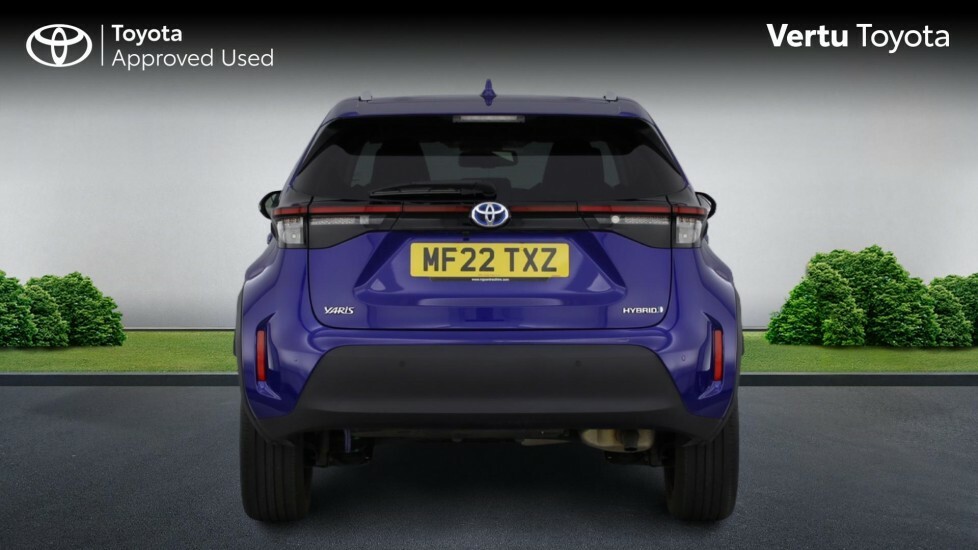 Toyota Yaris Cross Dynamic Silver #26
