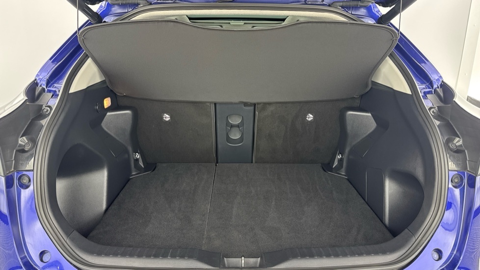 Toyota Yaris Cross Dynamic Silver #13