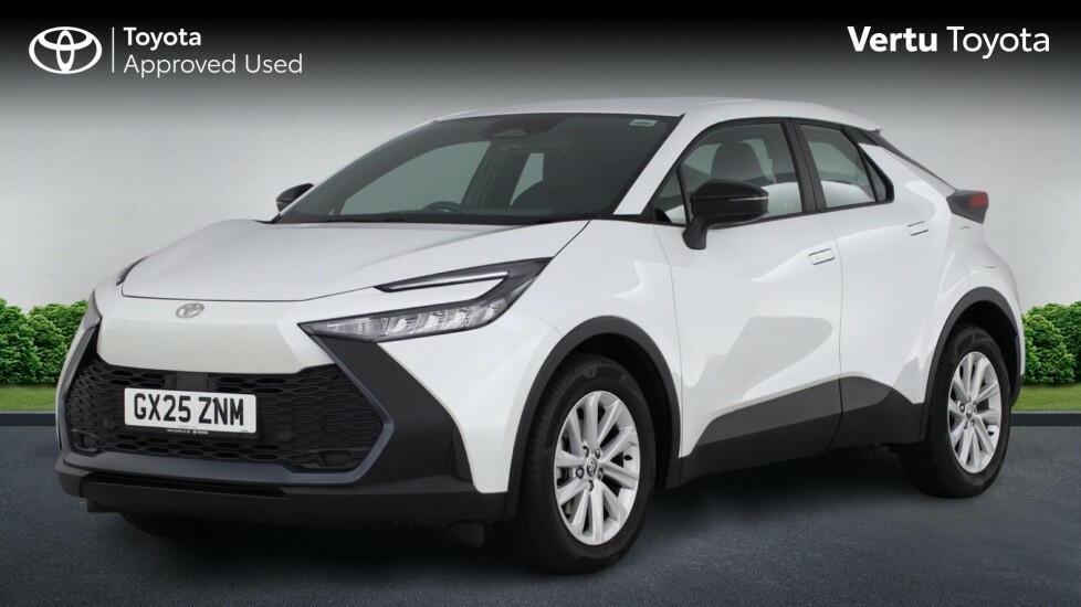 Toyota C-Hr Icon White #3