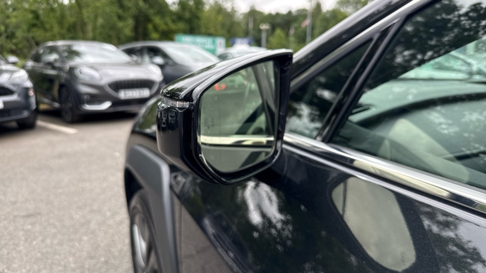 Lexus UX 2.0 F Sport Design E-cvt Euro 6 Ss Silver #25