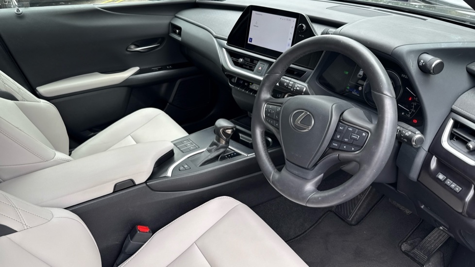 Lexus UX 2.0 F Sport Design E-cvt Euro 6 Ss Silver #11