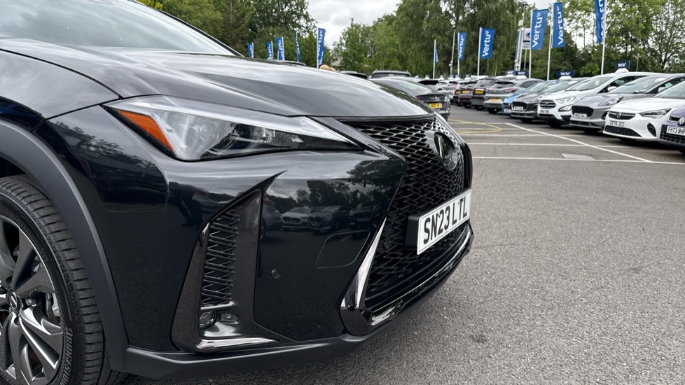Lexus UX 2.0 F Sport Design E-cvt Euro 6 Ss Silver #29