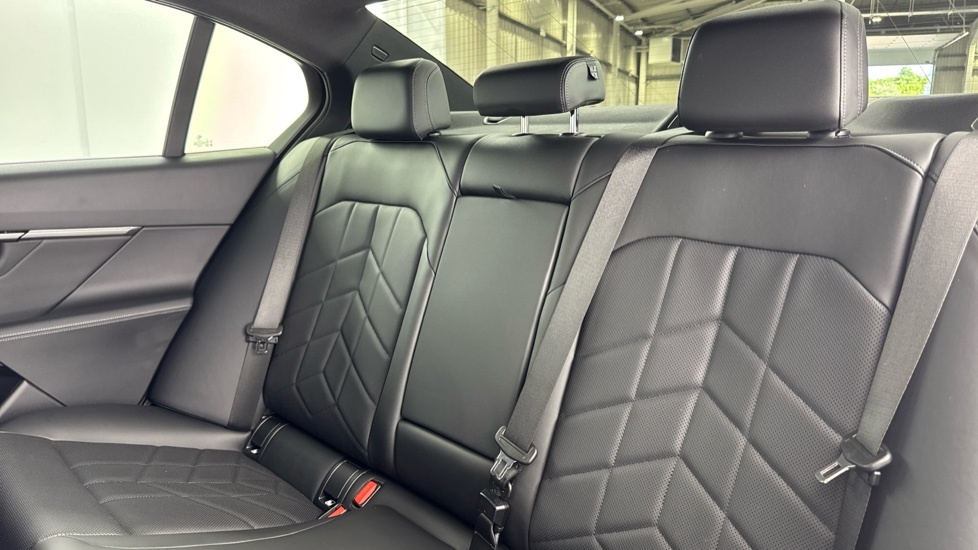 BMW i5 I5 Edrive40 M Sport Pro Saloon FH73OTN  #12