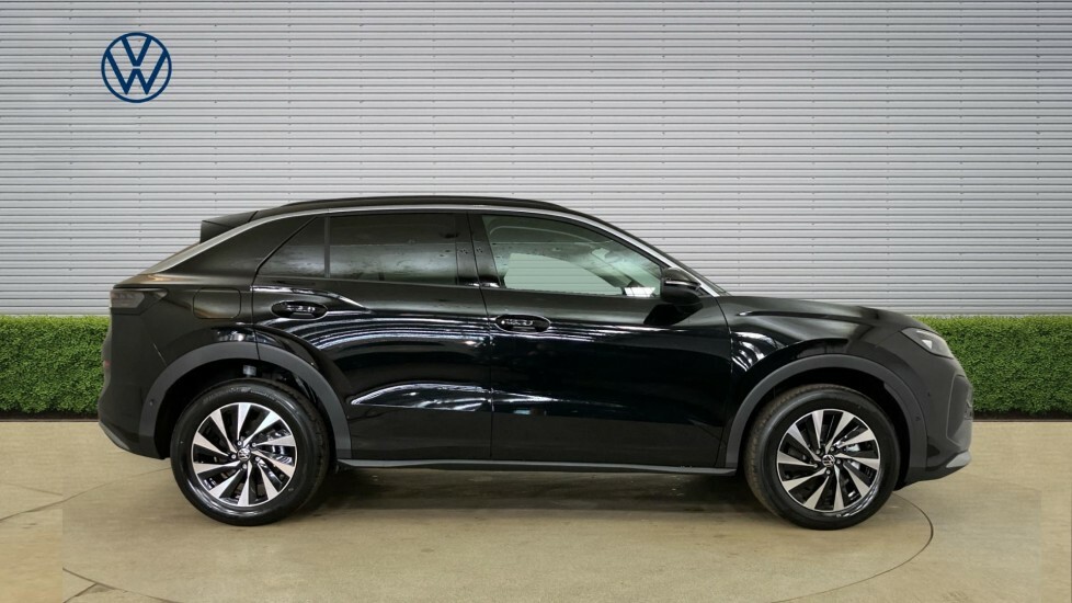 Volkswagen T-Roc Life Black #4