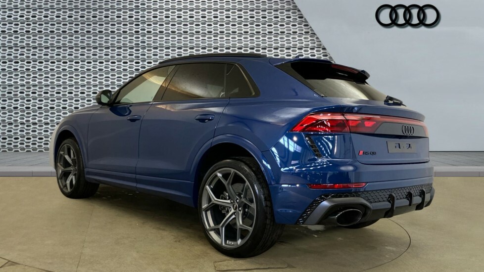 Audi RSQ8 Performance Carbon Black Blue #3