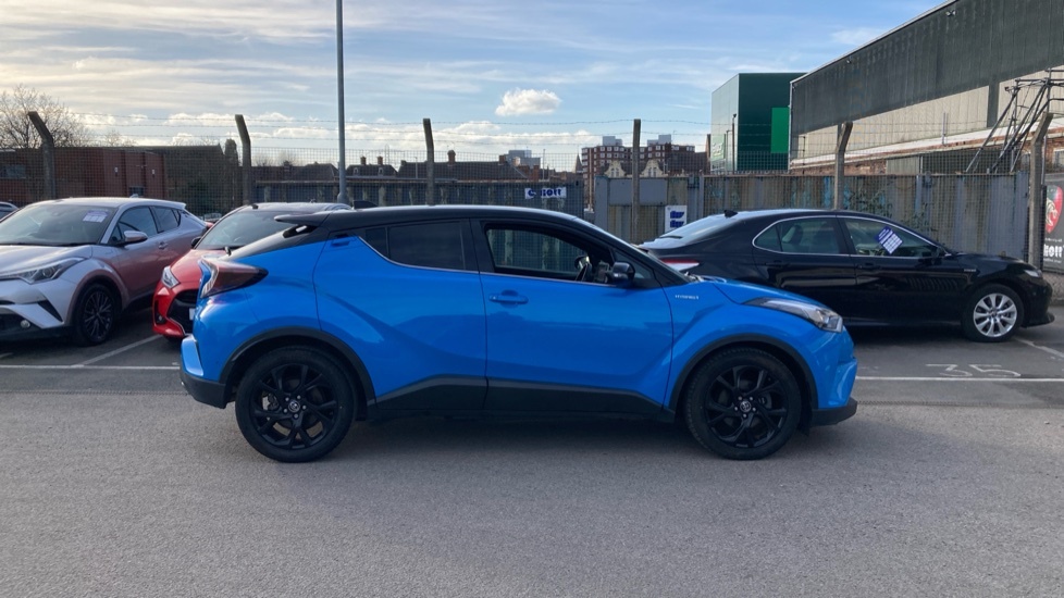 Toyota C-Hr 1.8 Hybrid Dynamic Cvt White #16