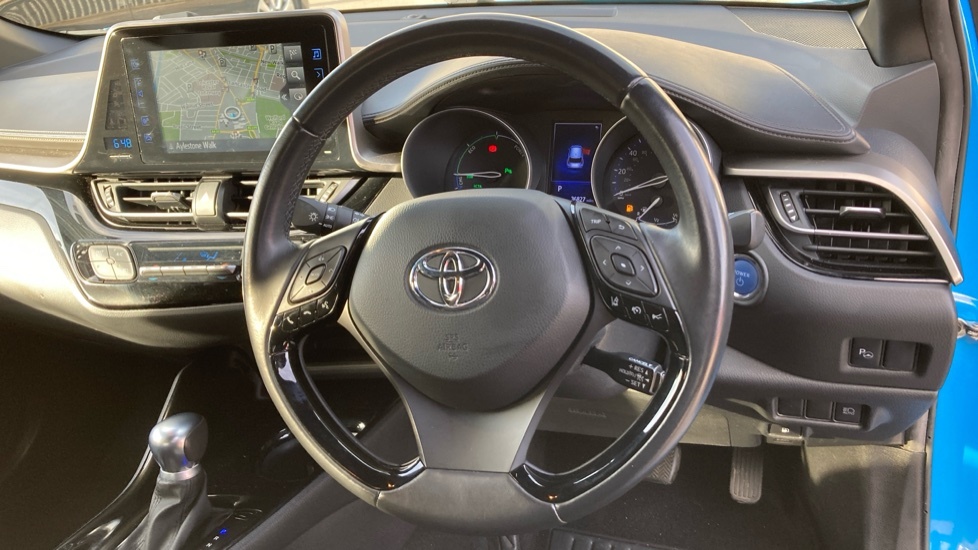 Toyota C-Hr 1.8 Hybrid Dynamic Cvt White #8